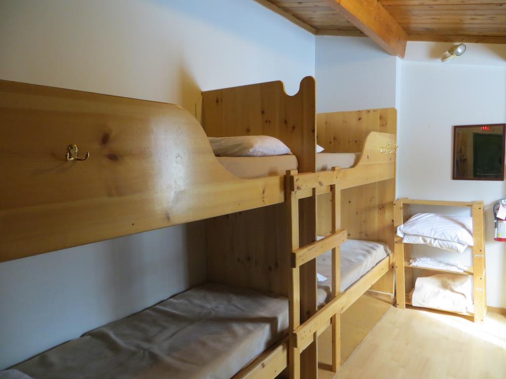Hi Kananaskis Wilderness - Hostel Room photo