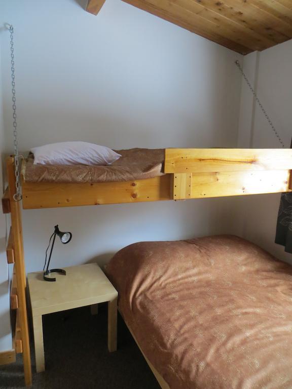 Hi Kananaskis Wilderness - Hostel Room photo